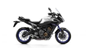 2016-Yamaha-MT-09-Tracer-EU-Race-Blu-Studio-002
