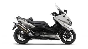 2016-Yamaha-T-MAX-ABS-EU-Blazing-Grey-Studio-002