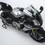 2016-Yamaha-YZF1000R1SPL-EU-Silver-Blu-Carbon-Detail-002