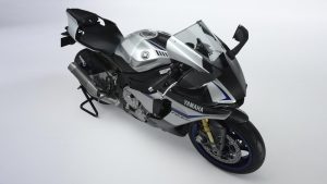 2016-Yamaha-YZF1000R1SPL-EU-Silver-Blu-Carbon-Detail-002